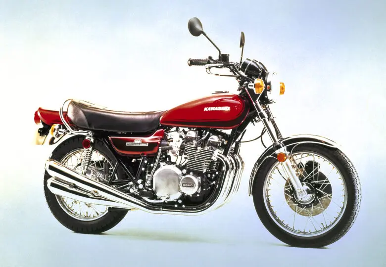 今なお輝きを放ち続けるZ1！ゼファーもZ900RSもすべてのルーツはここにある!?【70s旧車バイク戦国時代】 |  【モトメガネ】バイク・オートバイ|自動車・クルマ|キャンプのニュース情報