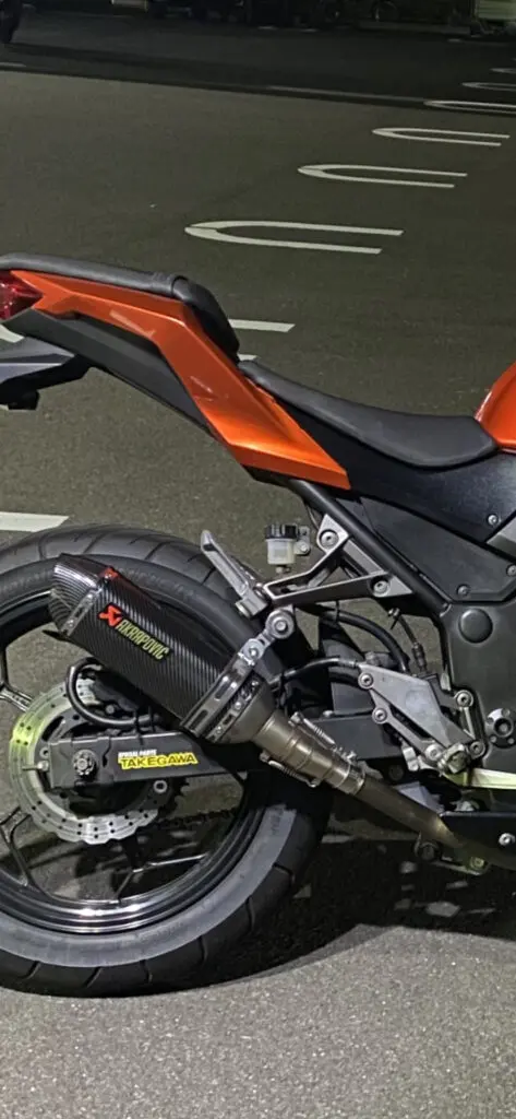 目を引くオレンジカラーと男らしくてカッコいい見た目に一目惚れ Z250【みんなのバイク】 |  【モトメガネ】バイク・オートバイ|自動車・クルマ|キャンプのニュース情報