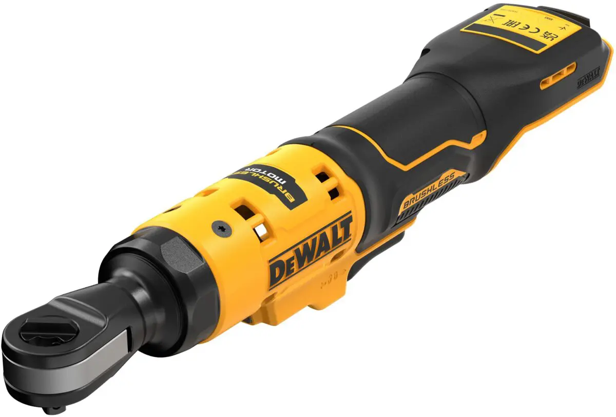 バイク整備もラクラク 国内初となる「DEWALT」電動工具2種発売 | 【モトメガネ】バイク・オートバイ|自動車・クルマ|キャンプのニュース情報